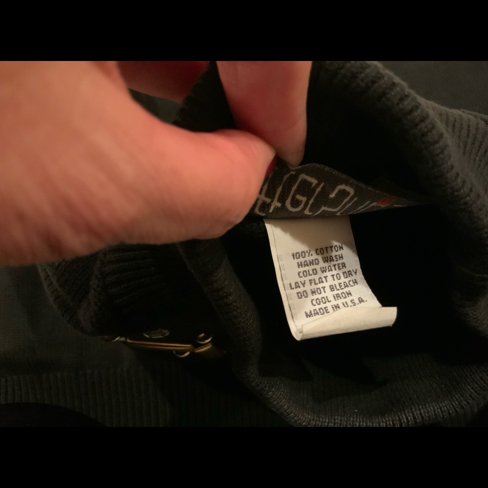 Aftershock vintage sweater - Picture 2 of 3